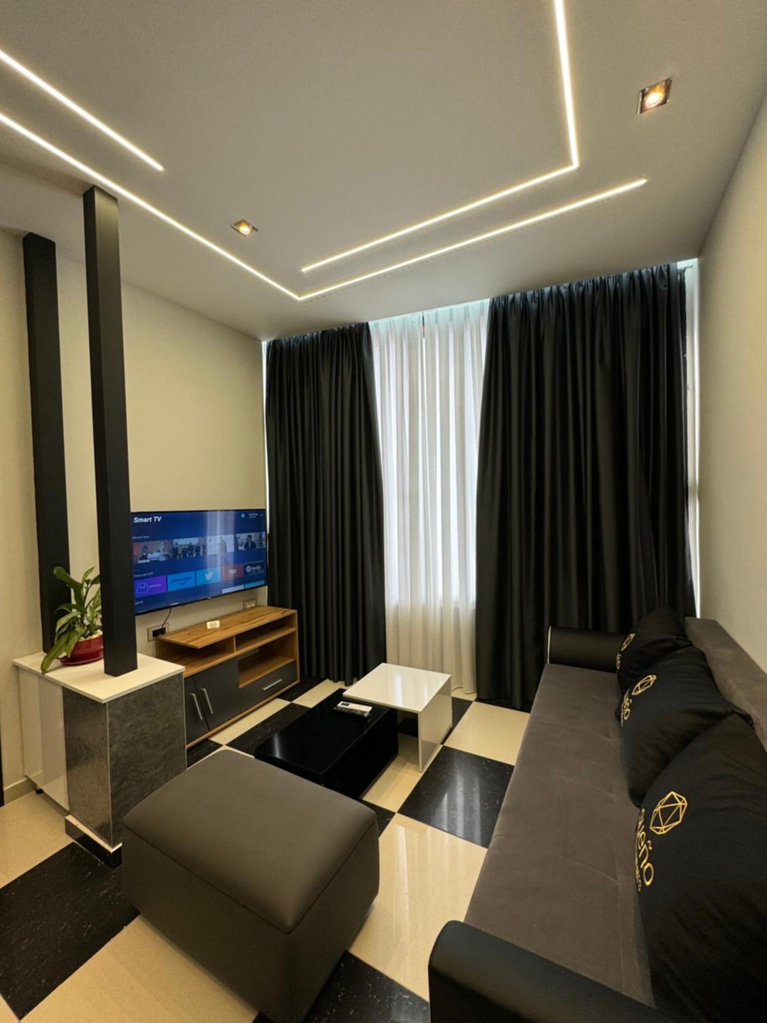 Sueno Apartments & Suites Tirana Room photo